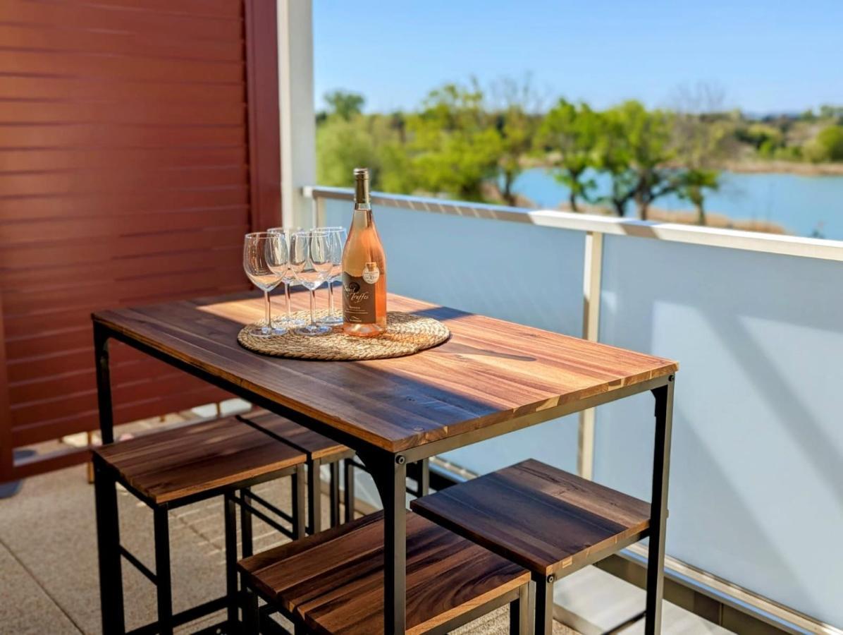 Lakeside Provence - Appartement 4 Etoiles Face Au Lac De Monteux Exterior photo